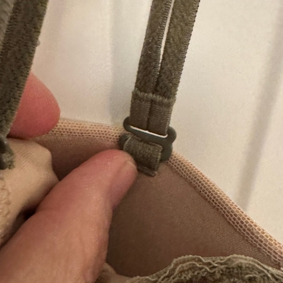 Victoria’s Secret Very Sexy Multi-way push-up Underwire Bra size 32B - Picture 6 of 11